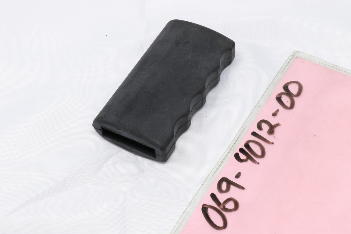Bad Boy 069-4012-00 Grip (Deck Lift)