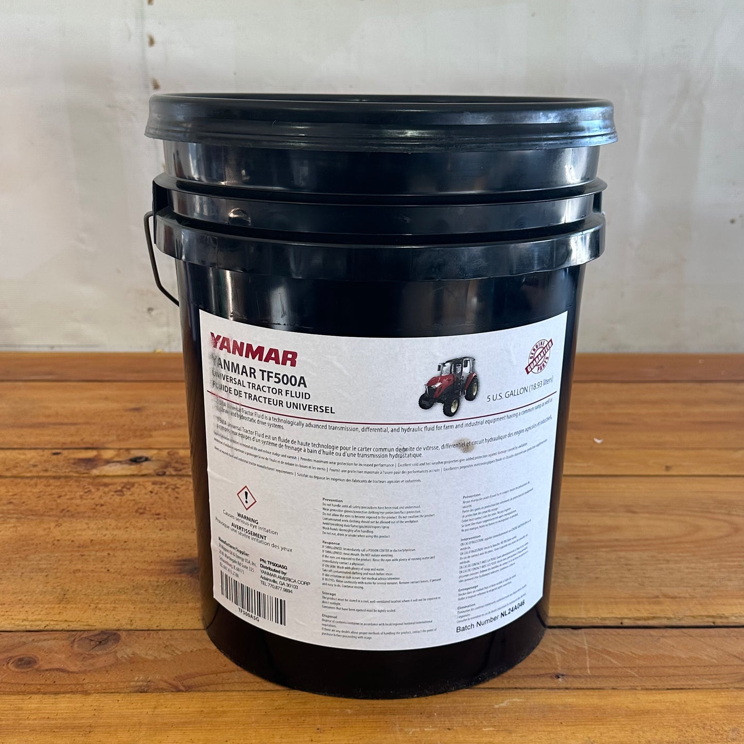 Bad Boy Tractors 1022H & 1025H - 5 Gallons Hydraulic Fluid