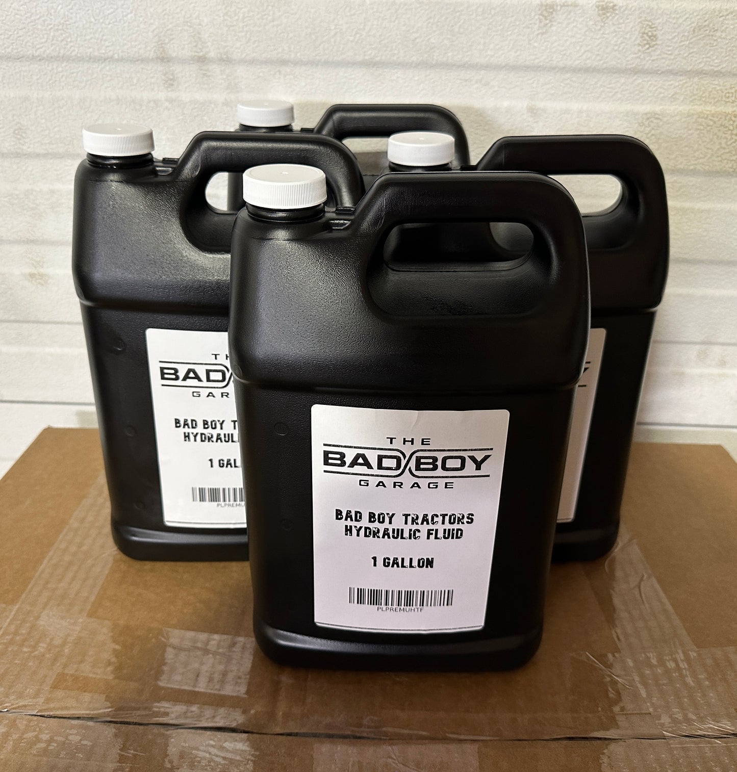 Bad Boy Tractors 1022H & 1025H - 4 Gallons Hydraulic Fluid