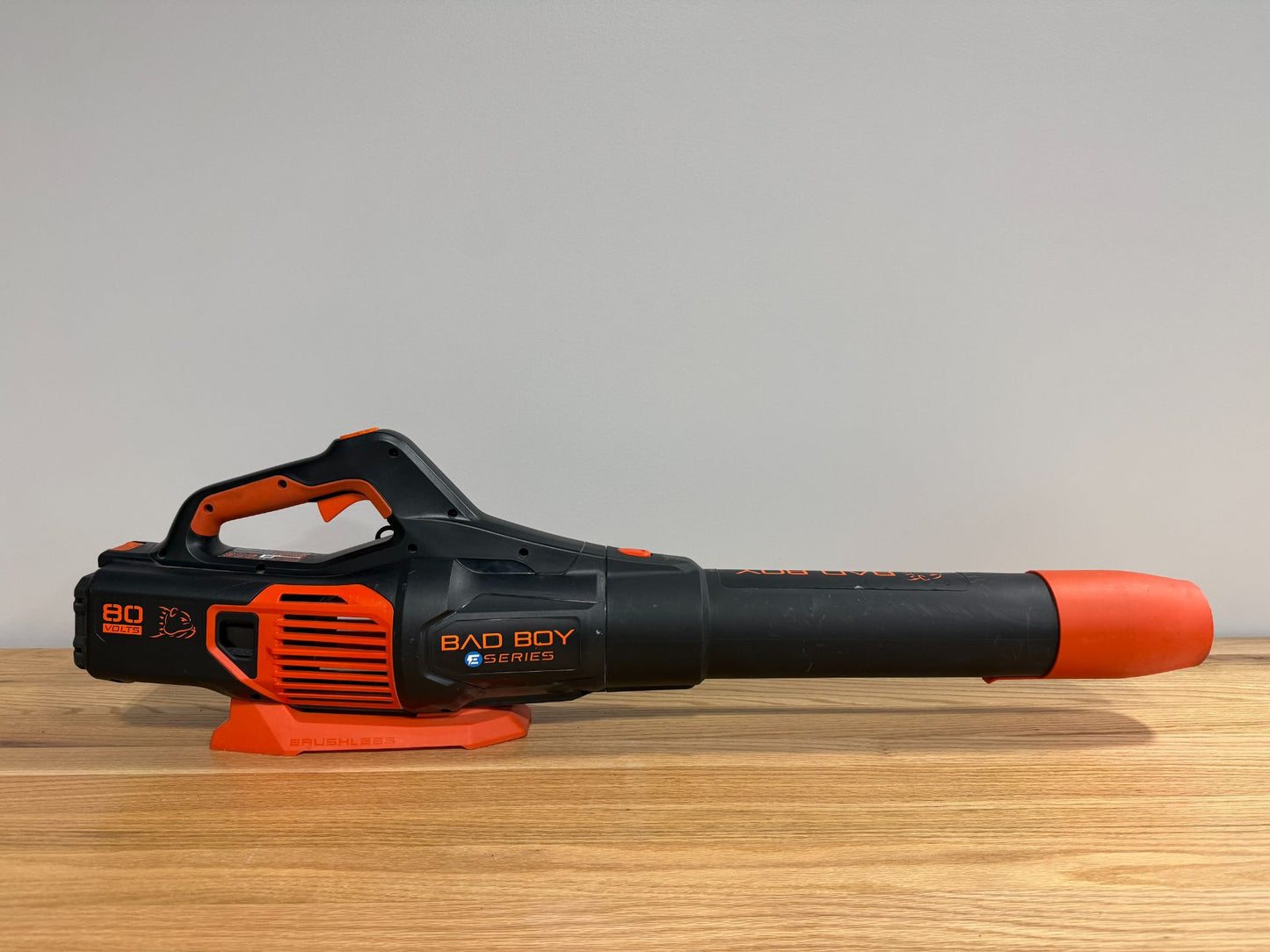 Bad Boy Mowers 80V Handheld Blower with 2.5 Ah Battery