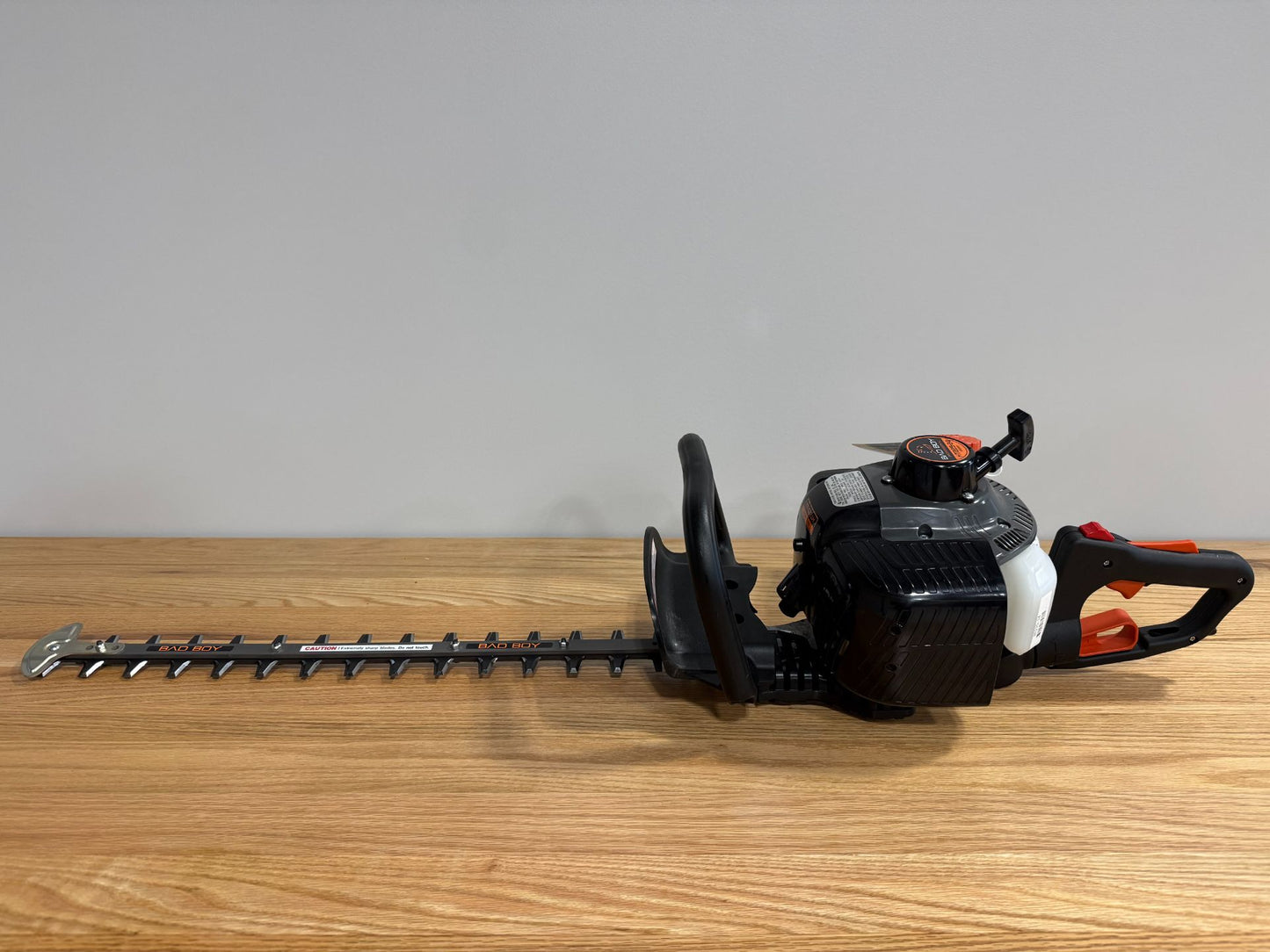 Bad Boy Tools HT225-24 Professional Gas Powered Hedge Trimmer For Sale -  088-7673-00